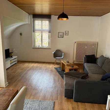 Zentral Gelegene 3 Zimmerwohnung Mit Zwei Schlafzimmern Ideal Fuer Monteure Apartmán *