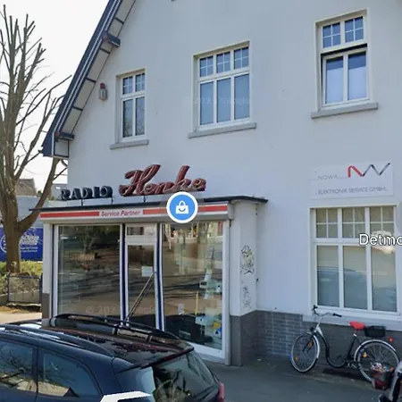 Zentral Gelegene 3 Zimmerwohnung Mit Zwei Schlafzimmern Ideal Fuer Monteure Apartmán *