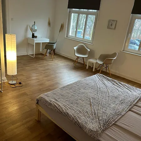 Zentral Gelegene 3 Zimmerwohnung Mit Zwei Schlafzimmern Ideal Fuer Monteure Apartmán Bad Oeynhausen