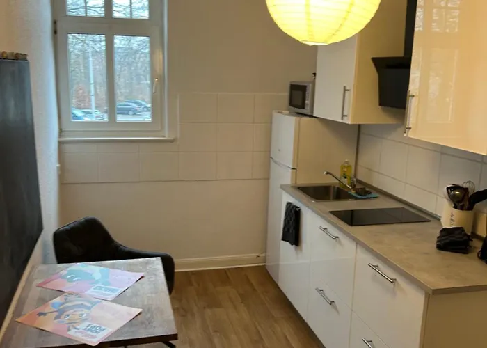 Zentral Gelegene 3 Zimmerwohnung Mit Zwei Schlafzimmern Ideal Fuer Monteure 巴特恩豪森