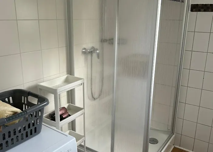 Zentral Gelegene 3 Zimmerwohnung Mit Zwei Schlafzimmern Ideal Fuer Monteure * 巴特恩豪森